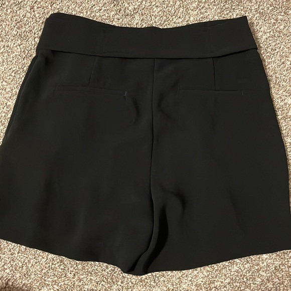H&M short pants - Picture 4 of 5